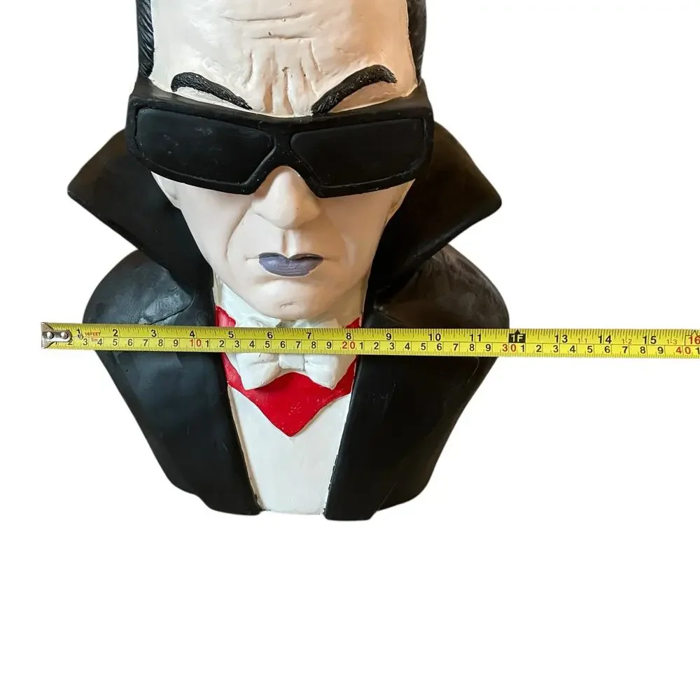Midnight Fright Dracula Bust 16.5in Spooky Halloween Vampire Decor NEW